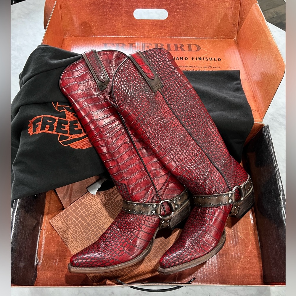 New FREE BIRD LUSITANO Red Leather Western Cowgirl Boots NEW IN BOX! ❤️❤️